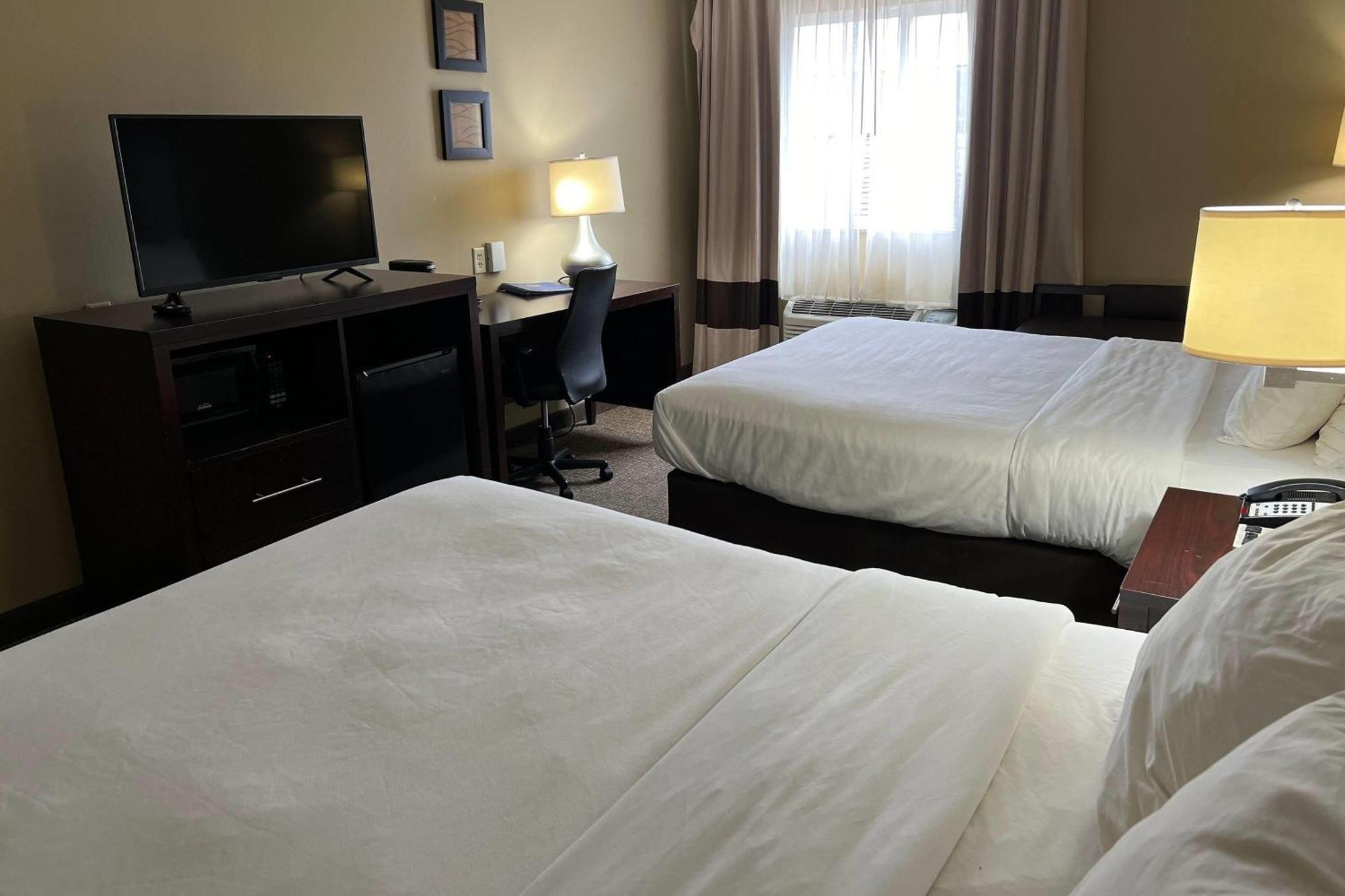 Days Inn & Suites By Wyndham Manheim Lebanon Esterno foto